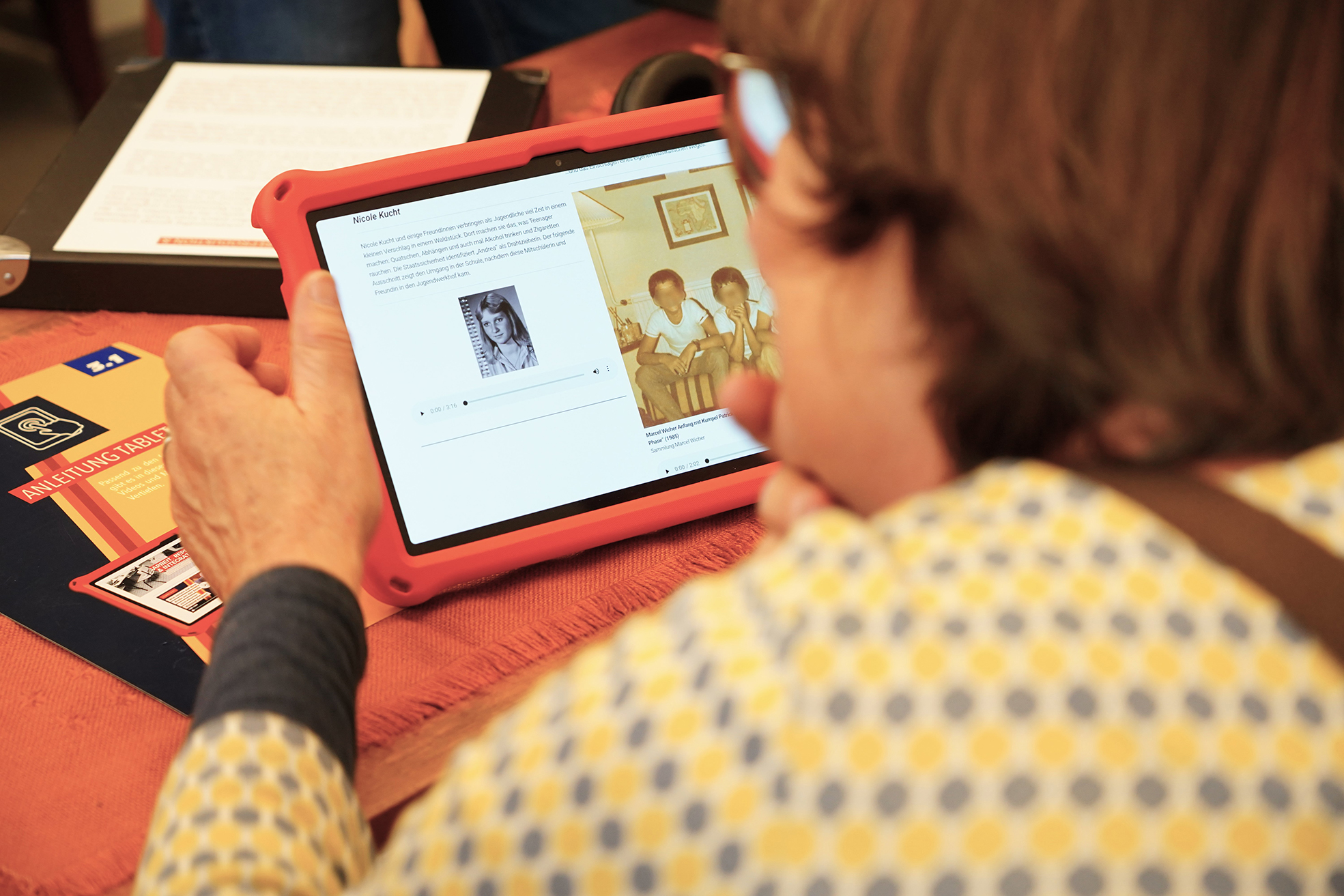 Besucher der Ausstellung "Das waren die 80er"